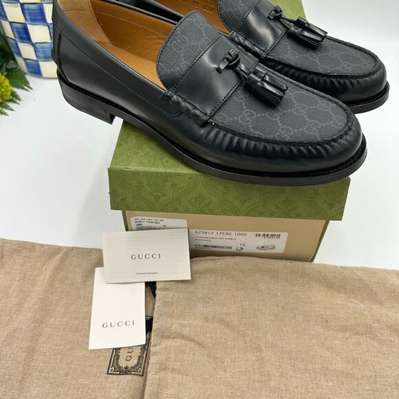 Men’s Gucci, GG Supreme tassel loafers size 12 made in Italy